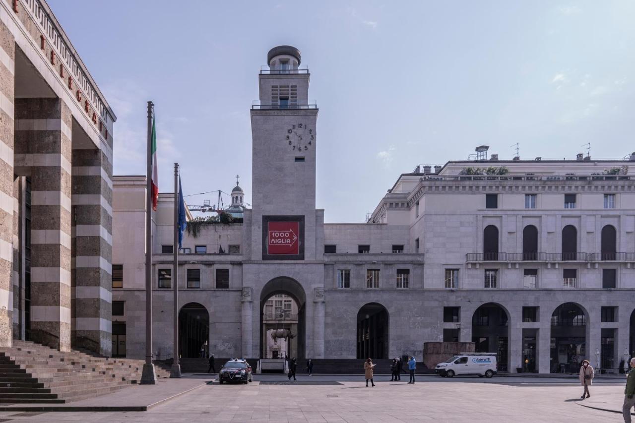 Brixia Luxory & Loft Apartment Brescia Bagian luar foto